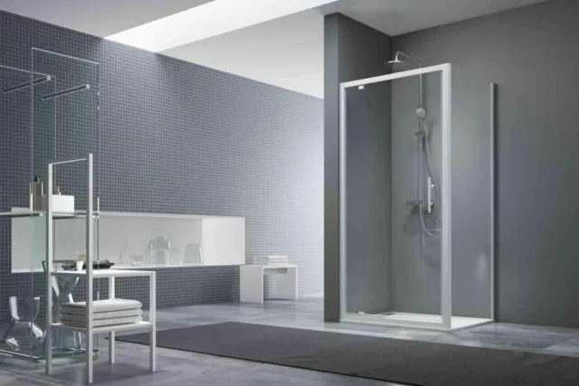 Douche à l’italienne avec paroi vitrée
